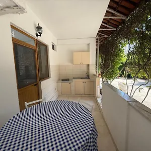 guesthouse-cikaj.albaniahotels.org/
